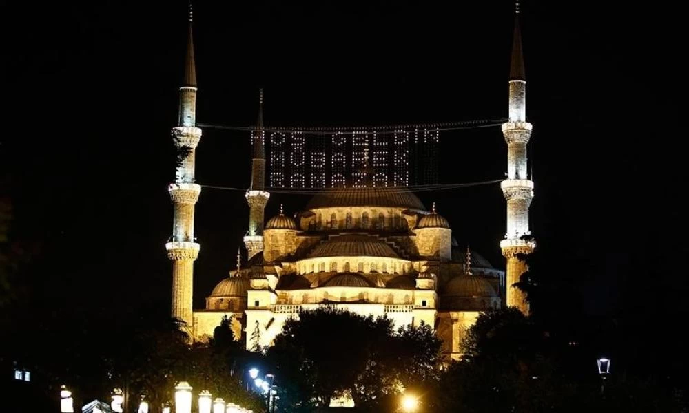 Ανήκουστο! Η τουρκική τηλεόραση έπαιξε τον ρωσικό ύμνο για την νηστεία του Ραμαζανιού